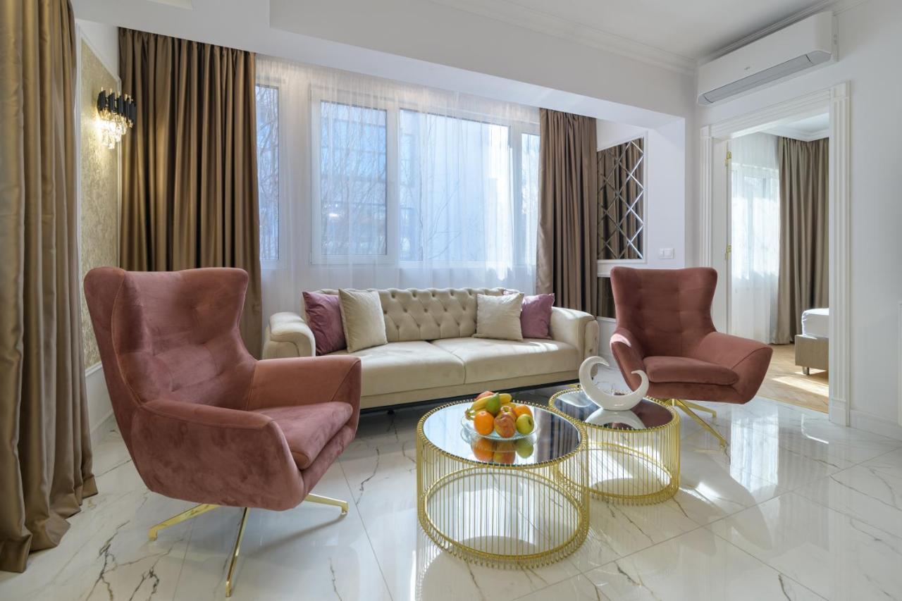 Лукс На Море Luxury Apartment In Downtown With Garage Varna Bagian luar foto