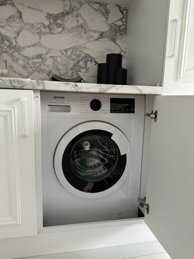 Лукс На Море Luxury Apartment In Downtown With Garage Varna Bagian luar foto